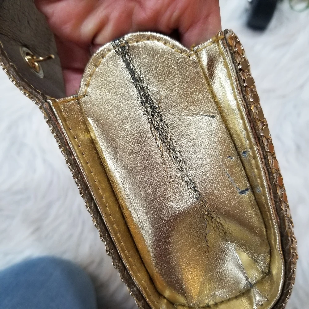 N/A clutch crossbody