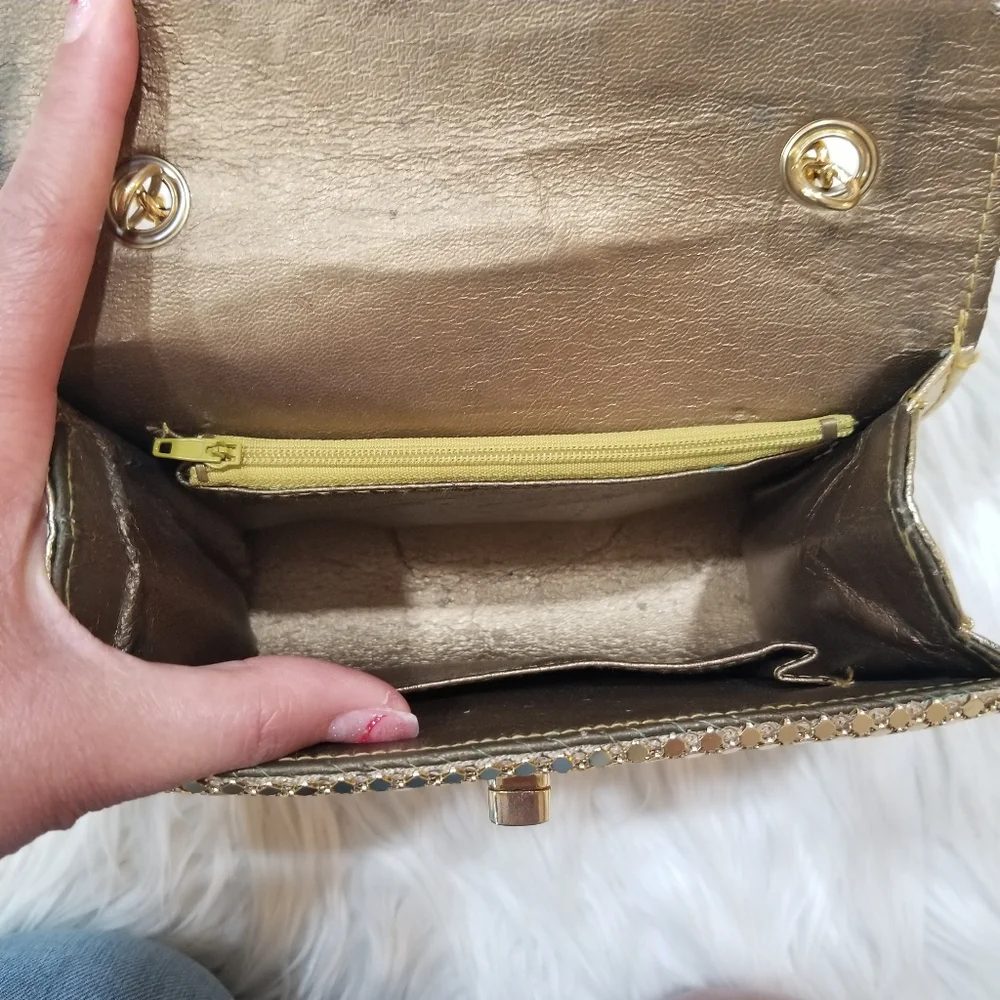 N/A clutch crossbody