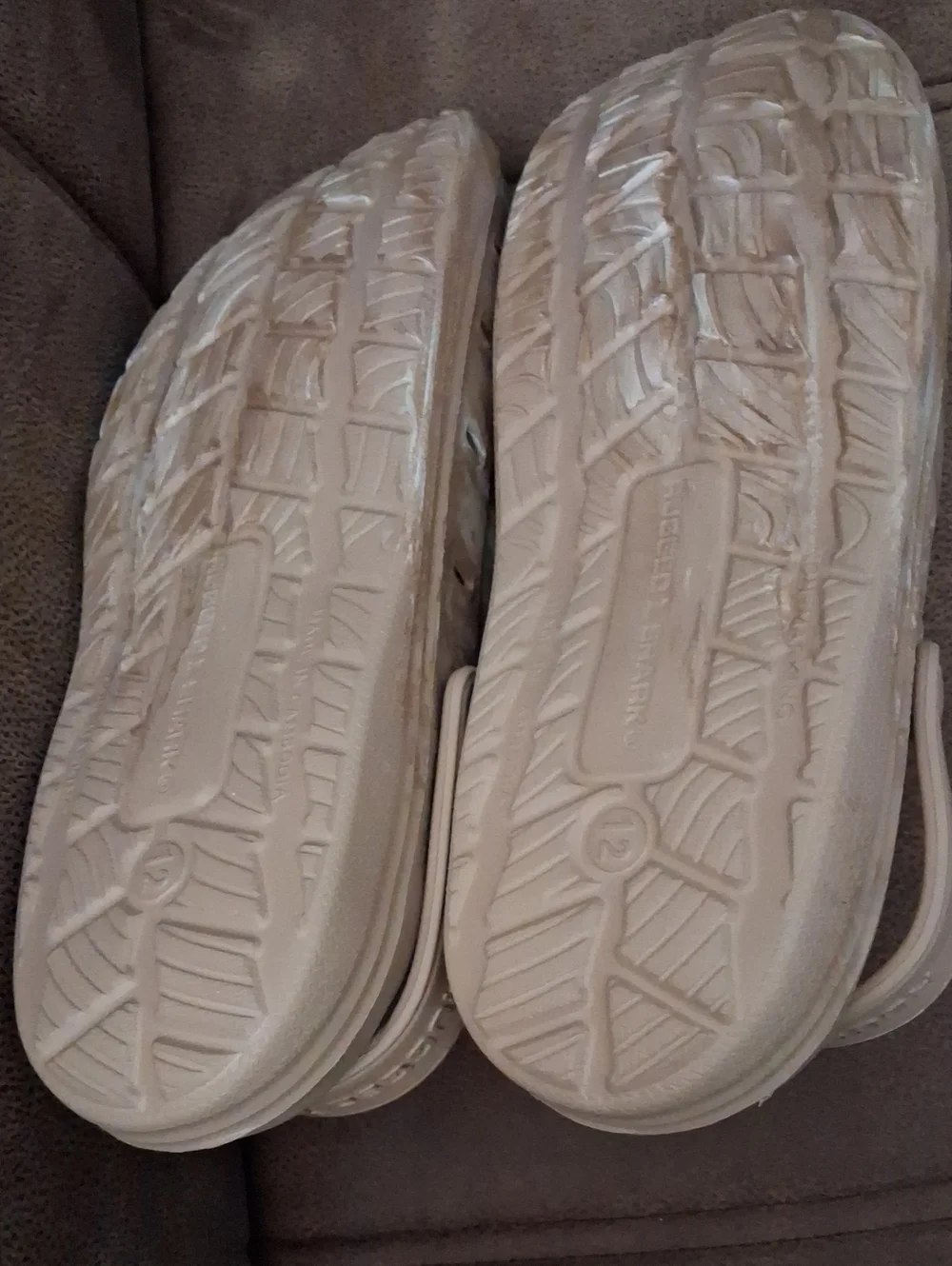 Rugged Shark light beige
