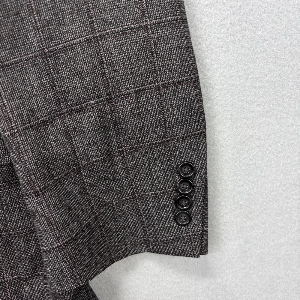 Jos A Bank Traveler Blazer Mens 39R Wool Windowpane Check 2 Button Gray‎ Jacket