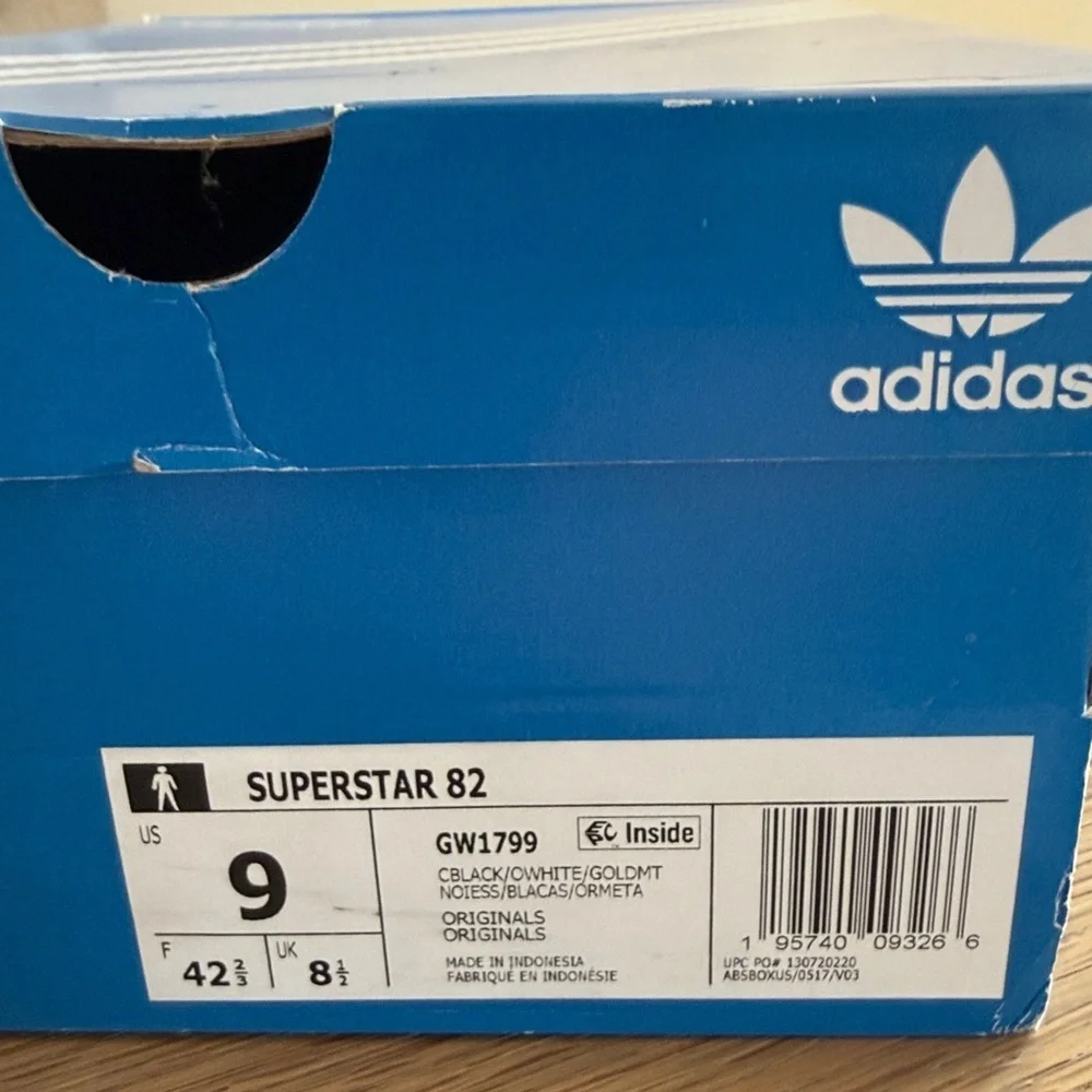 adidas reposhing this