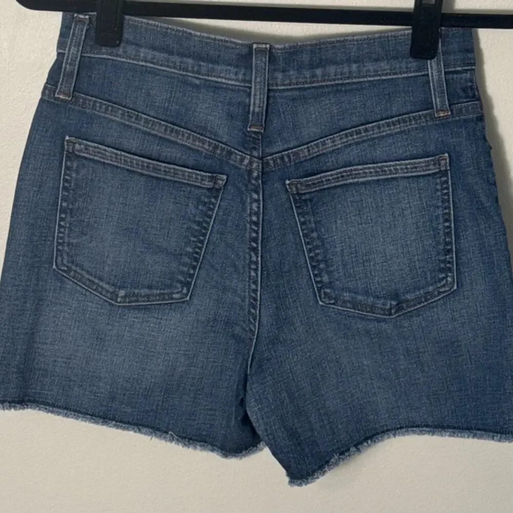 J. Crew excellent pre