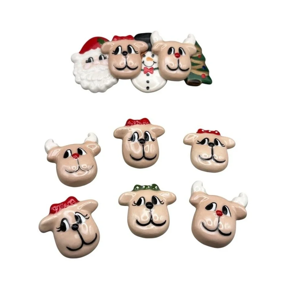 Vintage Christmas Pin & button cover Set Santa‎ Snowman Reindeer Multicolor