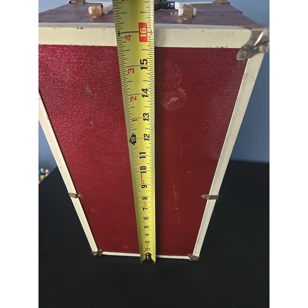 The Unbranded Brand used vintage