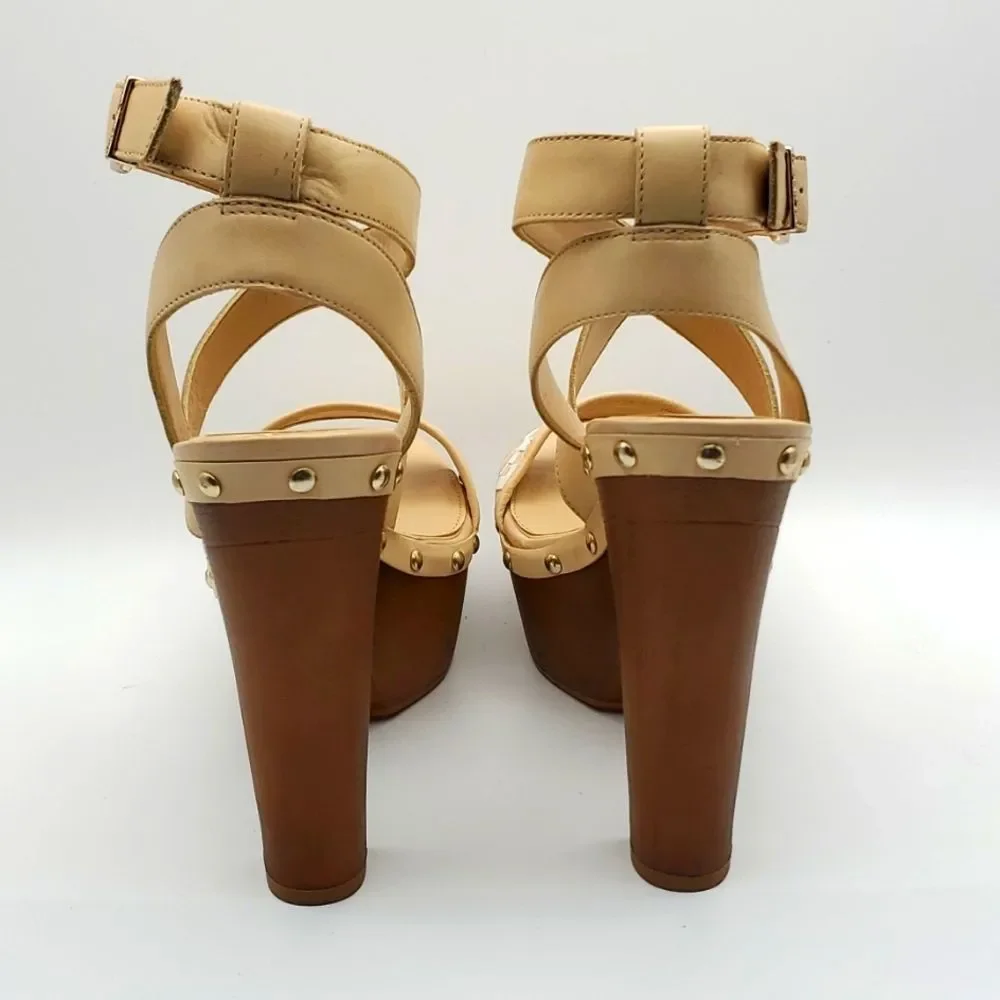 NWOT Gianni‎ Bini Platforms. SIZE 9M. S868