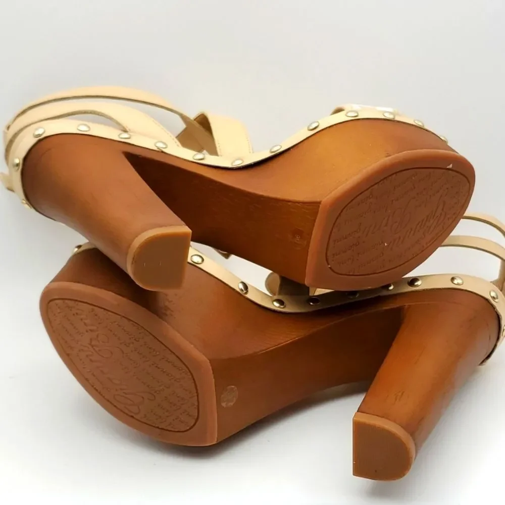 NWOT Gianni‎ Bini Platforms. SIZE 9M. S868