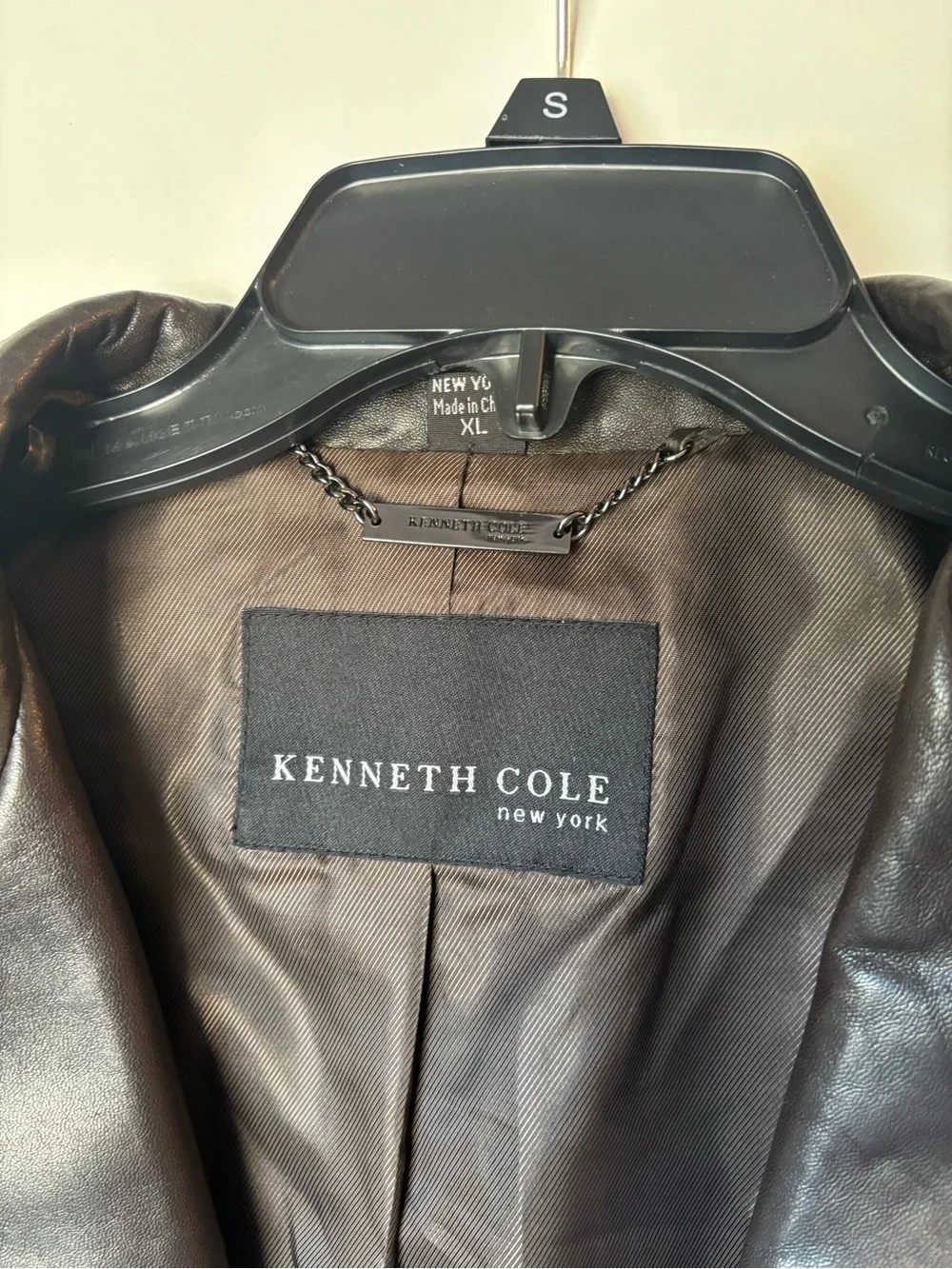 Kenneth Cole sleek kenneth