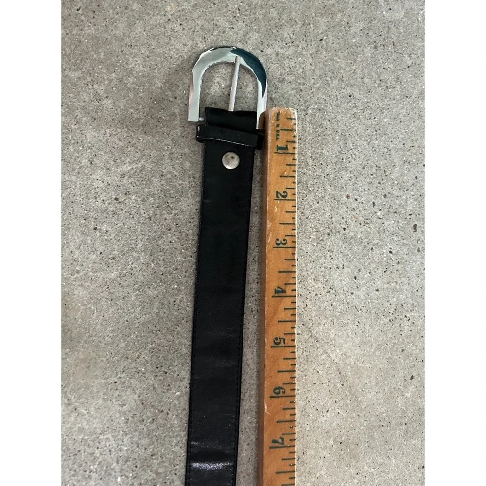 The Unbranded Brand unique belt