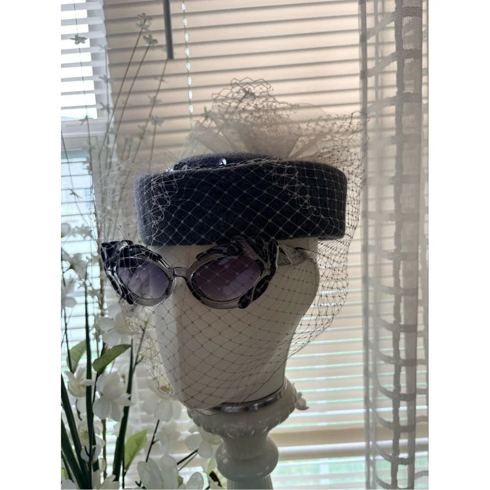 Unbranded vtg gray