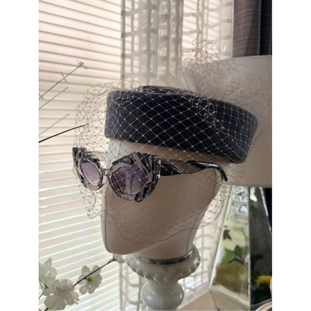 Unbranded vtg gray