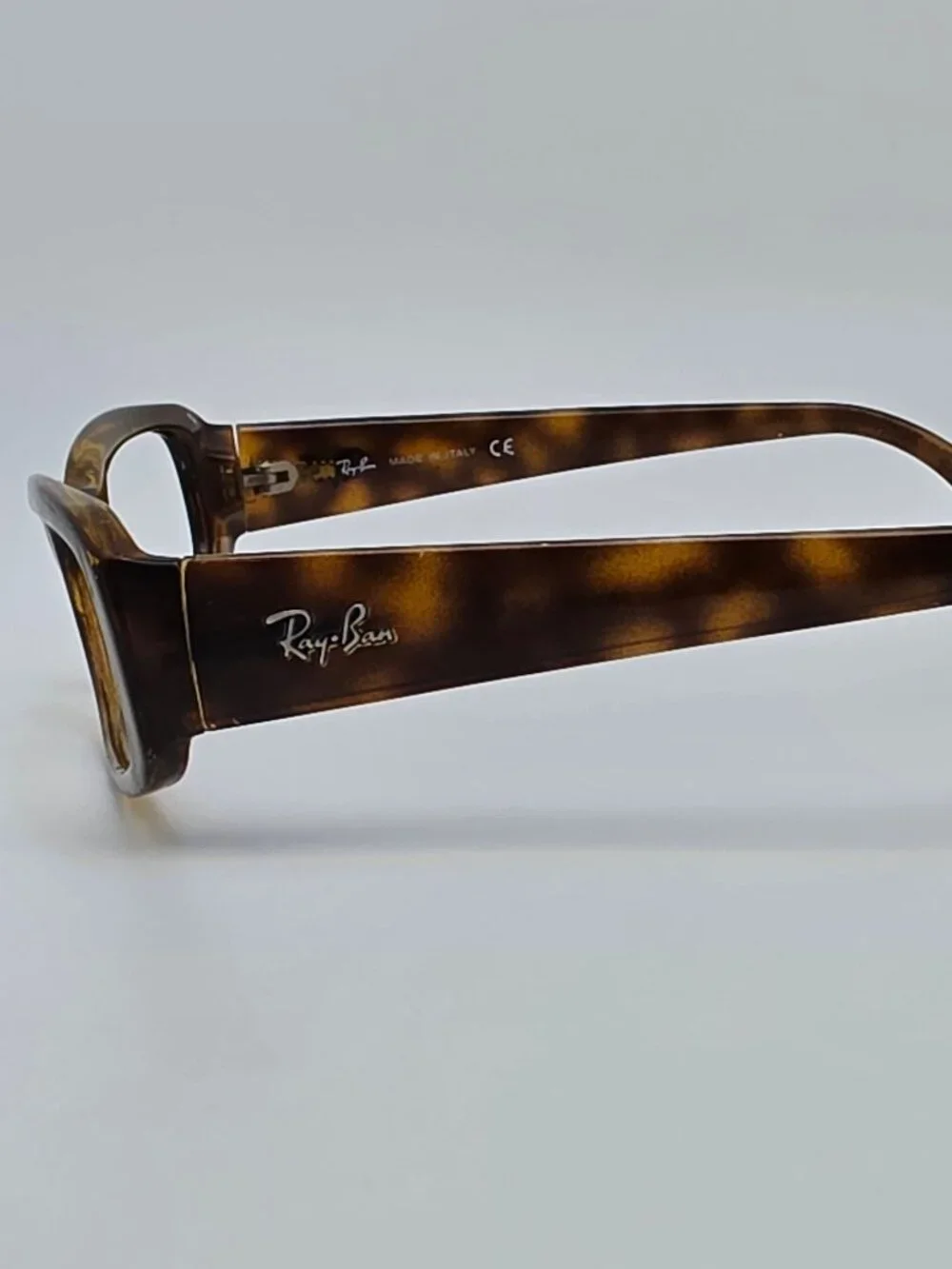 Ray-Ban this listing