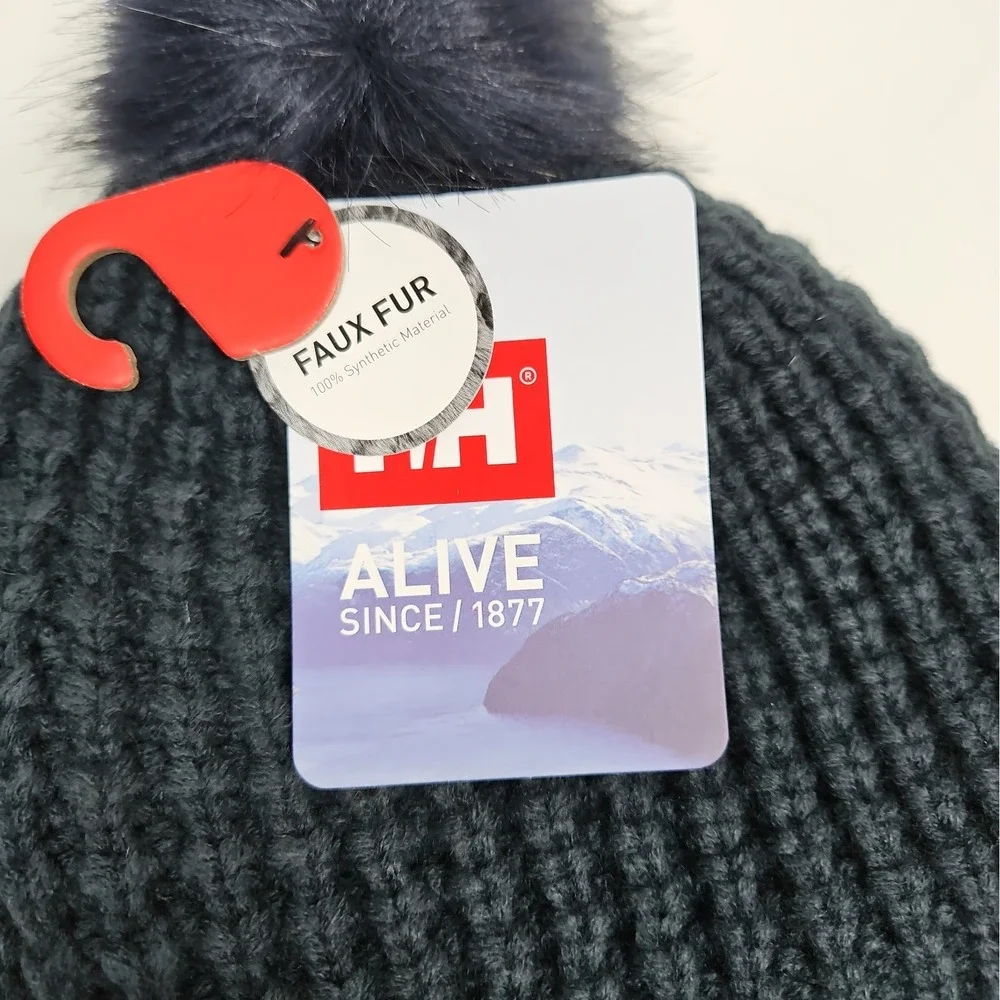 Helly Hansen new tag