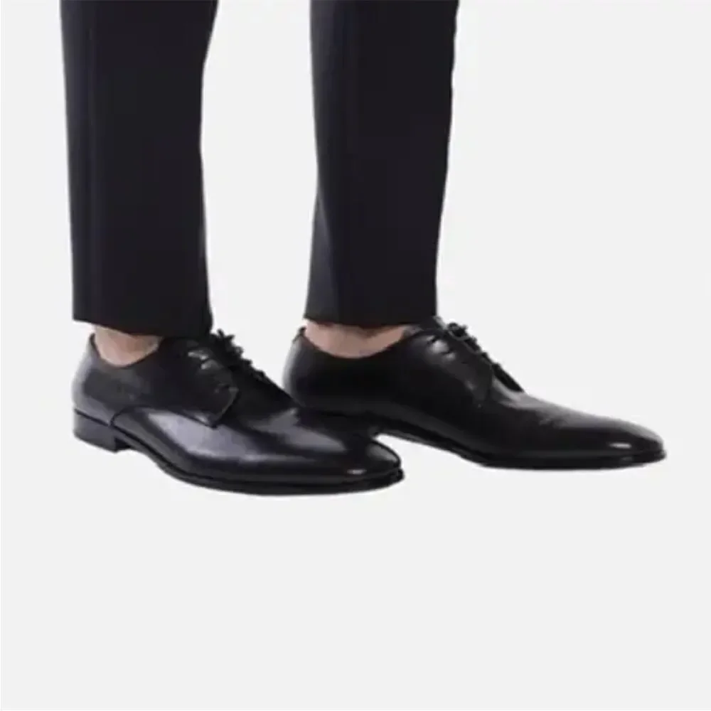 ✨Giorgio Armani Black Textured Leather Lace Up Oxfords✨