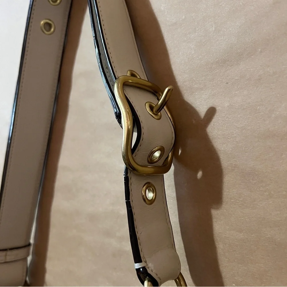 Coach signature sufflette