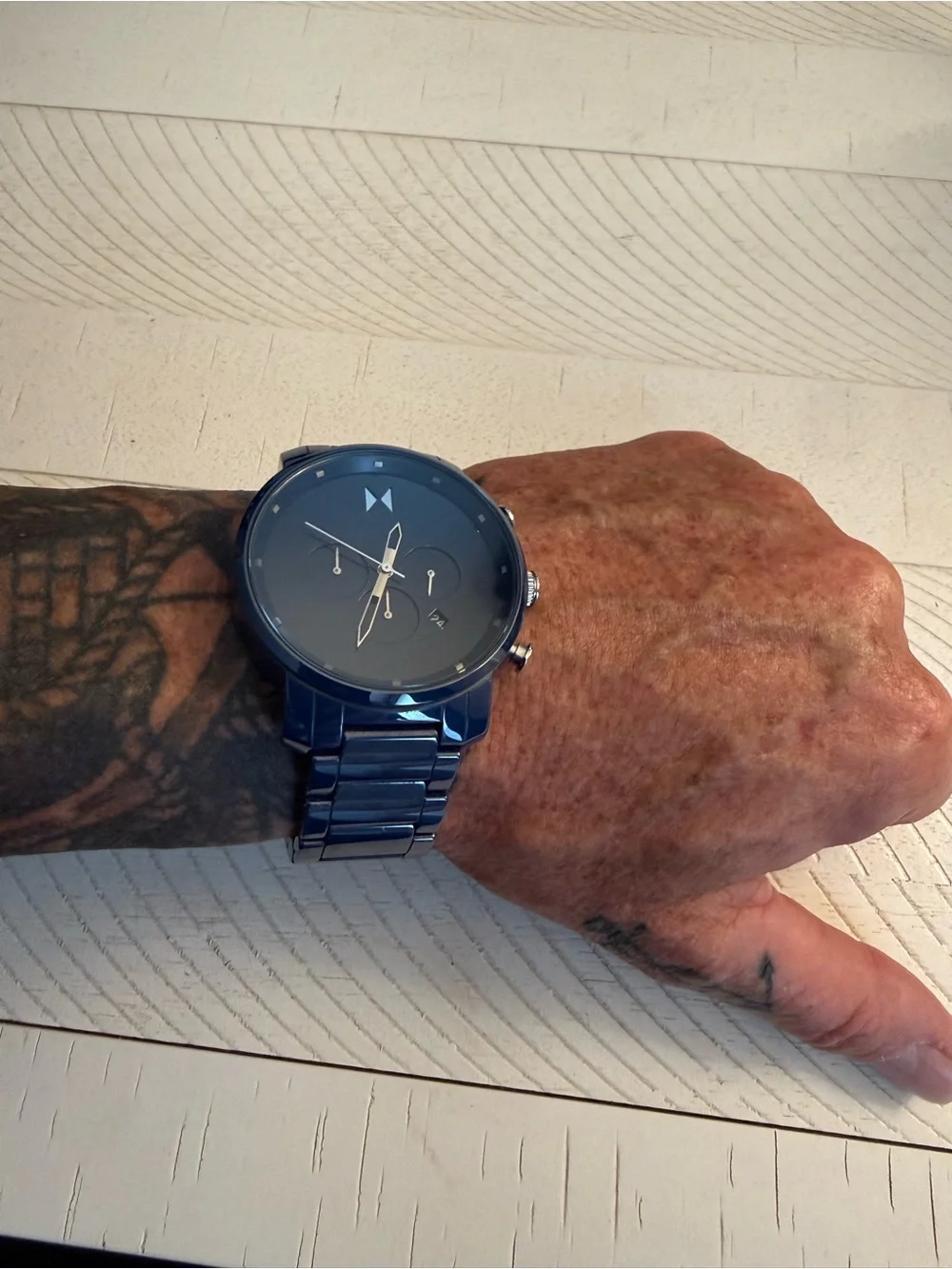 MVMT stylish chronograph