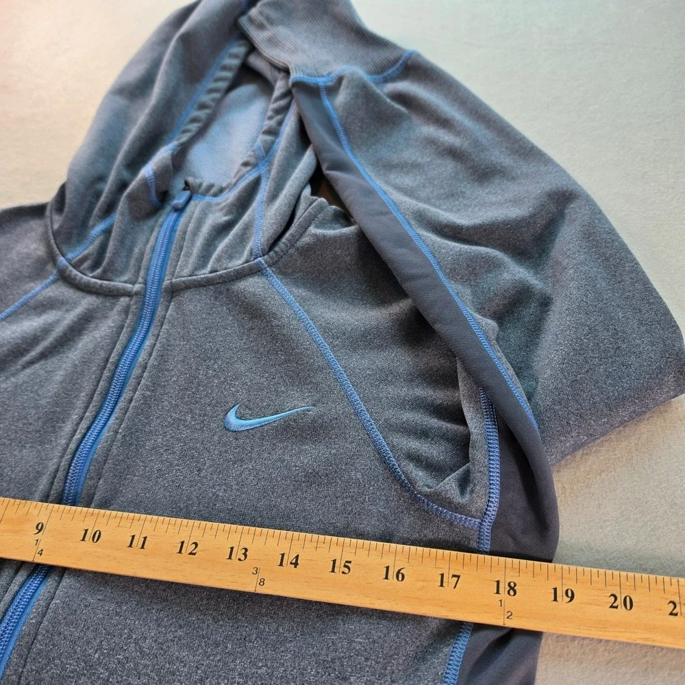 Nike therma fit