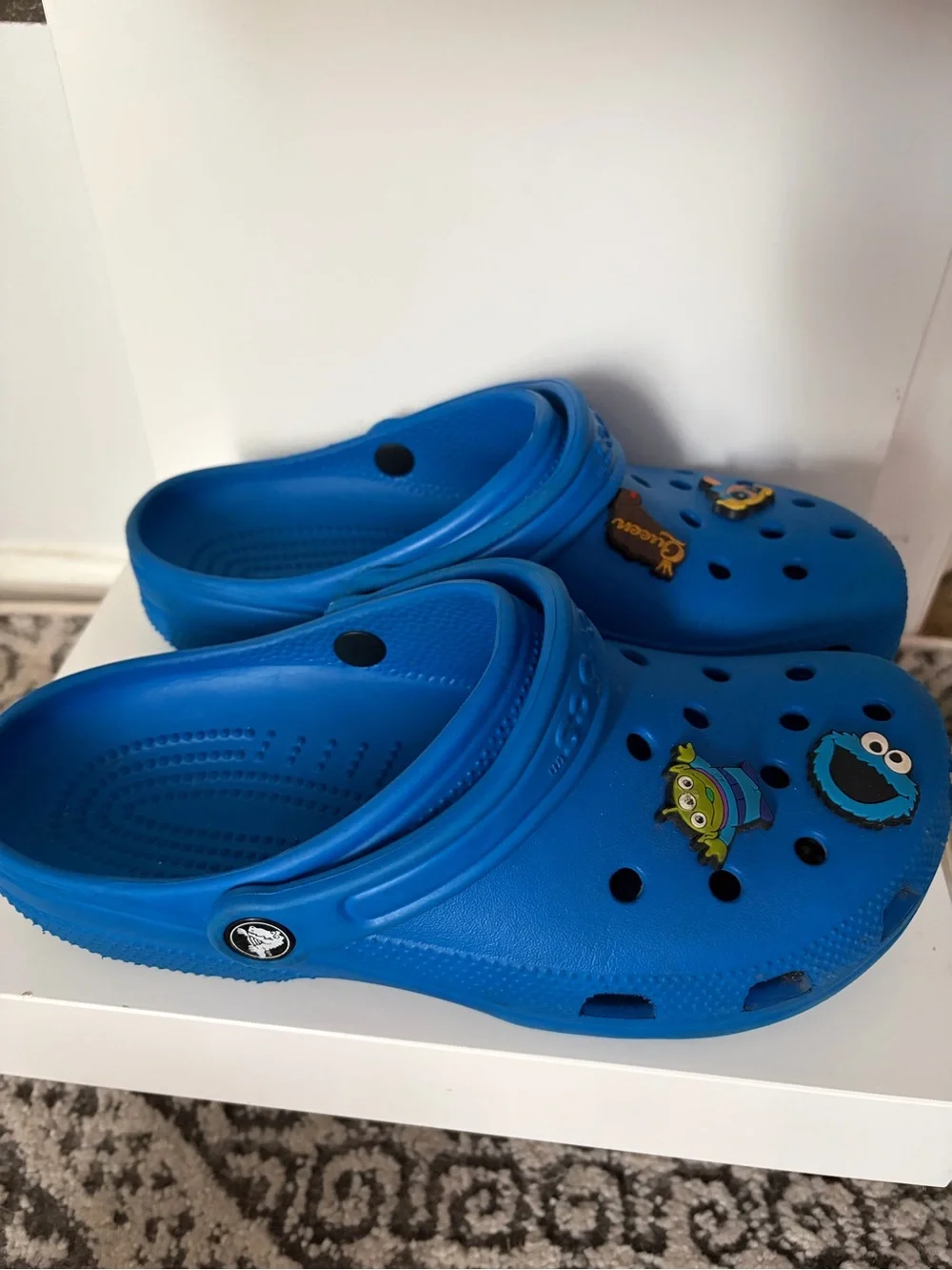 CROCS lightweight clogs