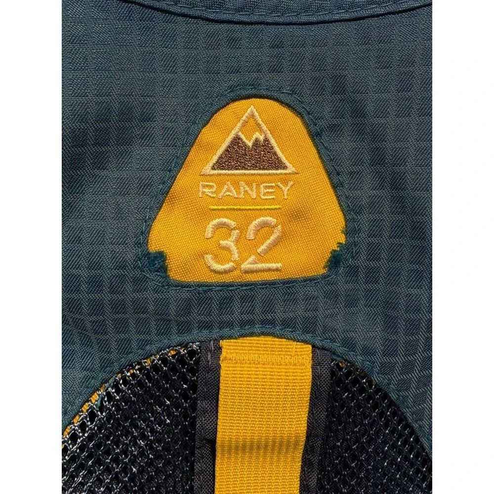Jansport raney 32