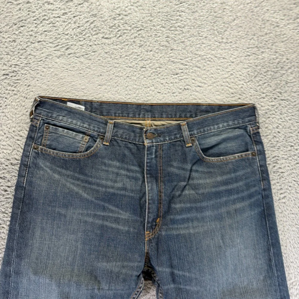 Levis before purchasing