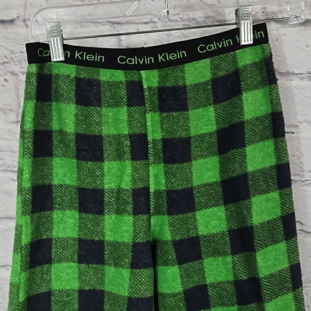 Calvin Klein calvin klein