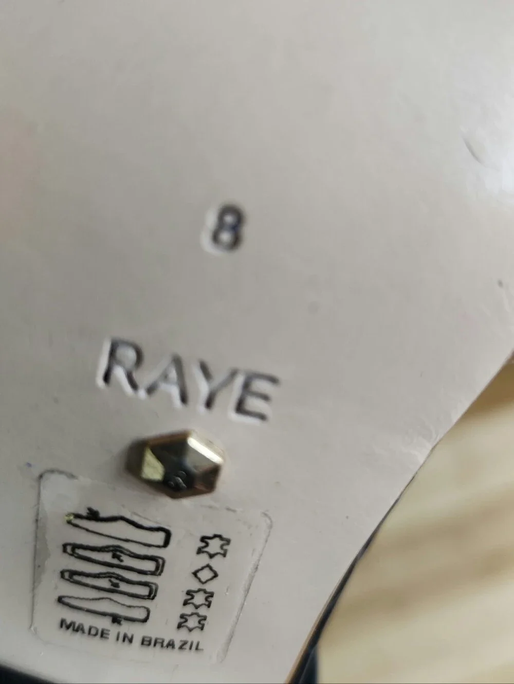 RAYE size good