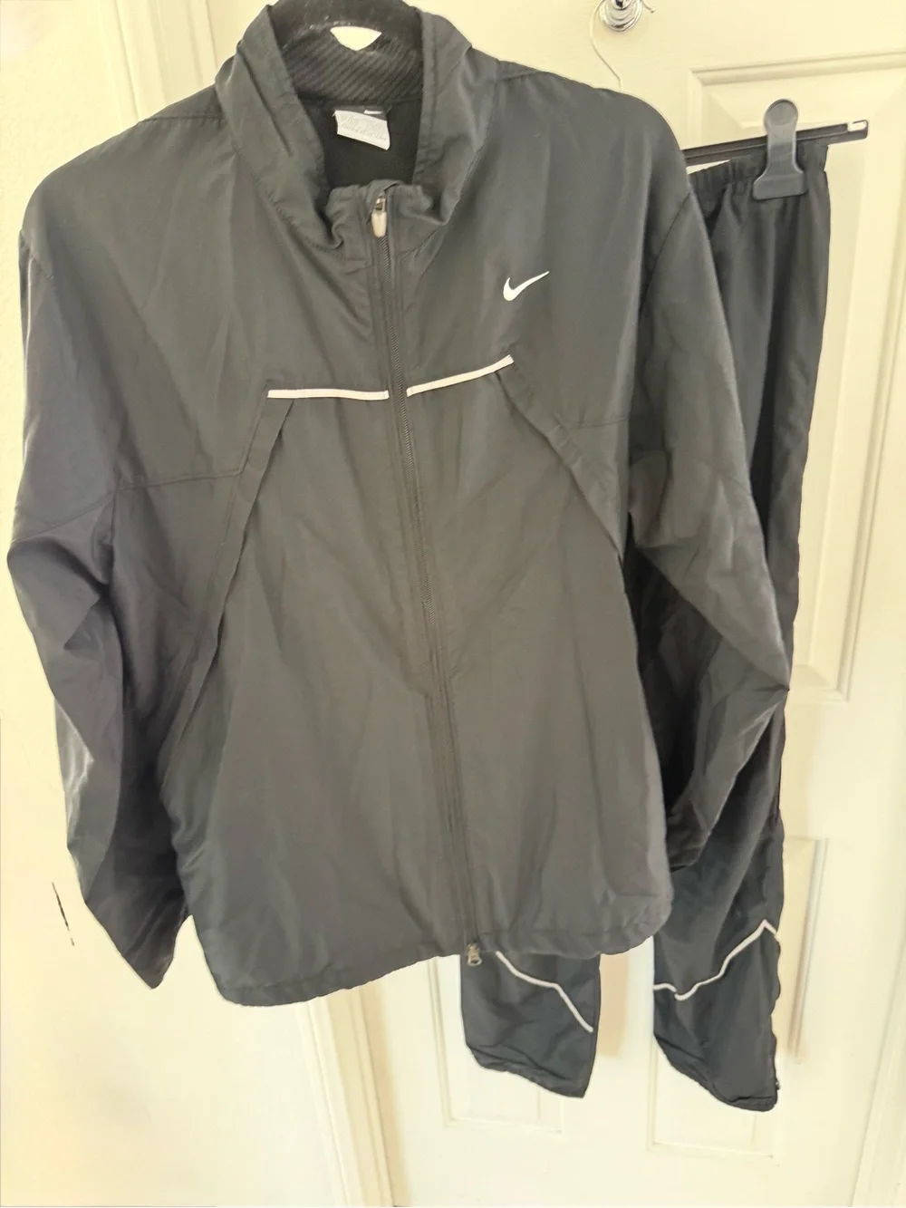 Nike Black Men’s Windbreaker Jacket and Track Pants Set