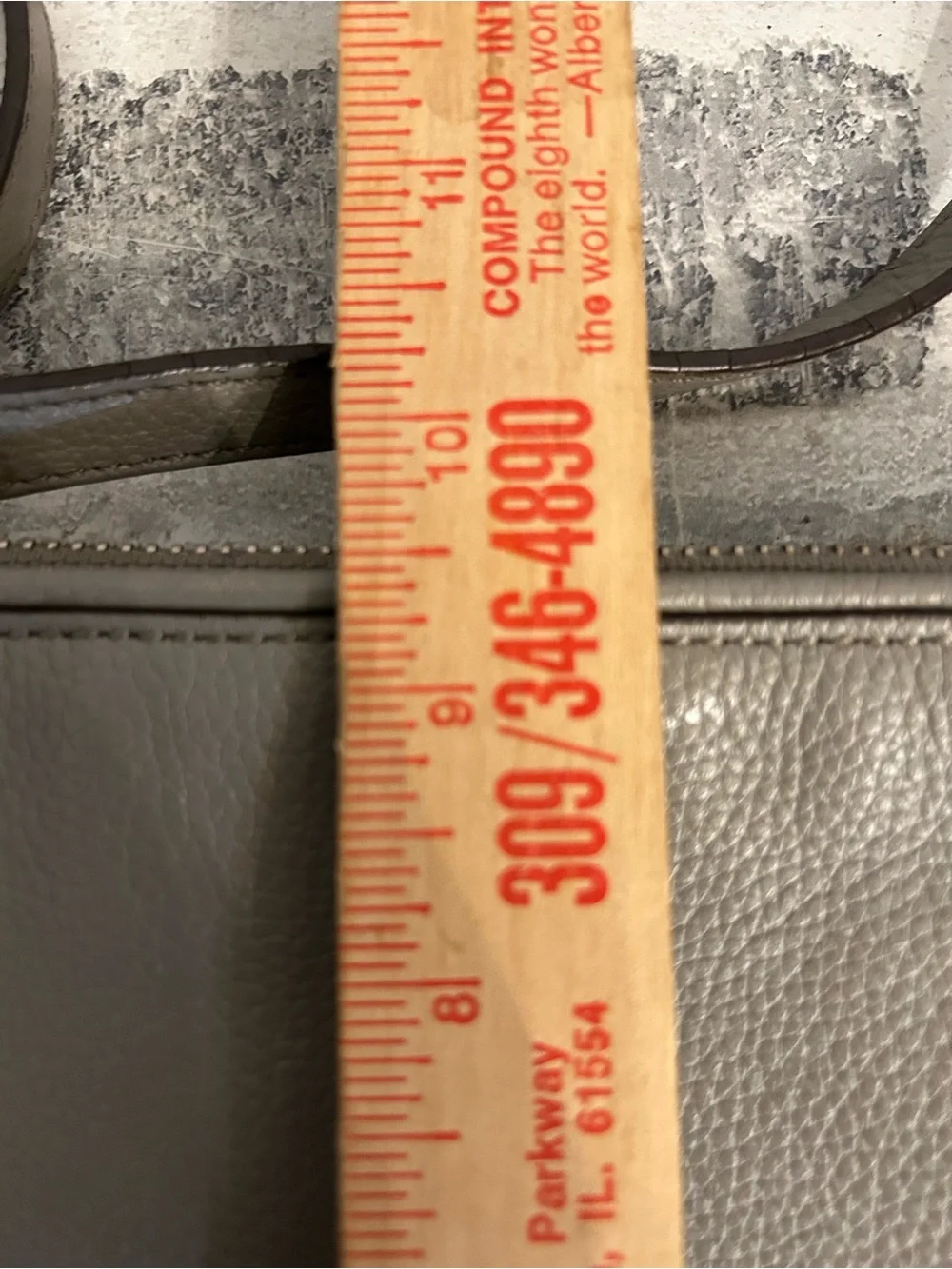 Banana Republic soft pebbled