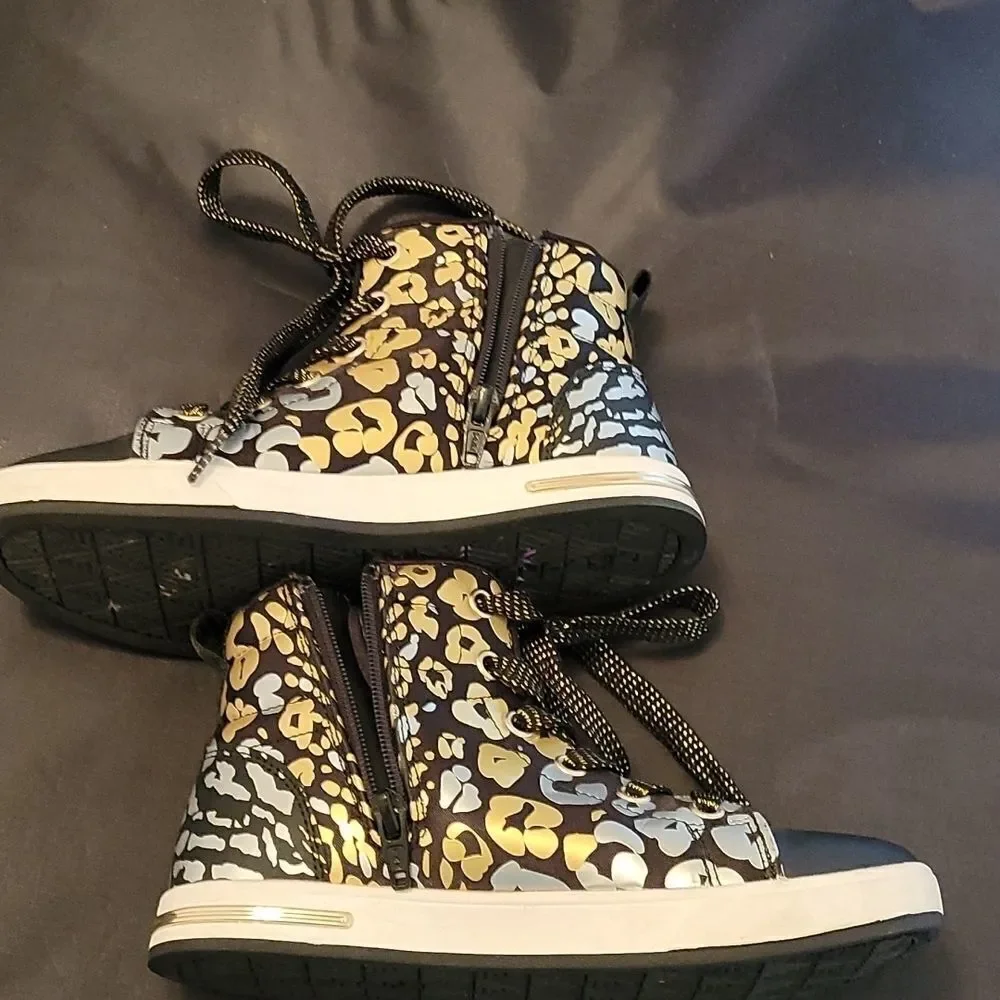 Skechers black leopard