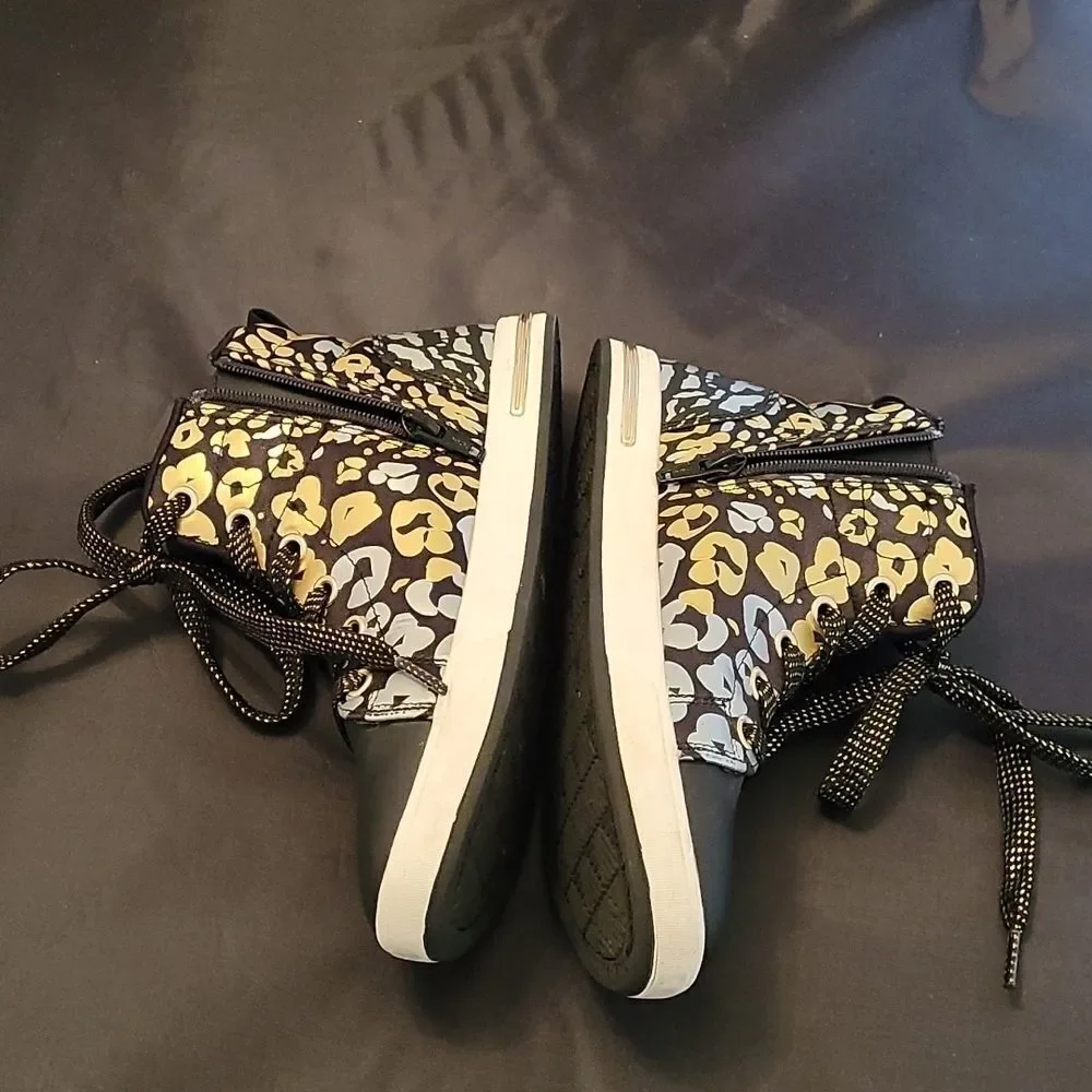 Skechers black leopard