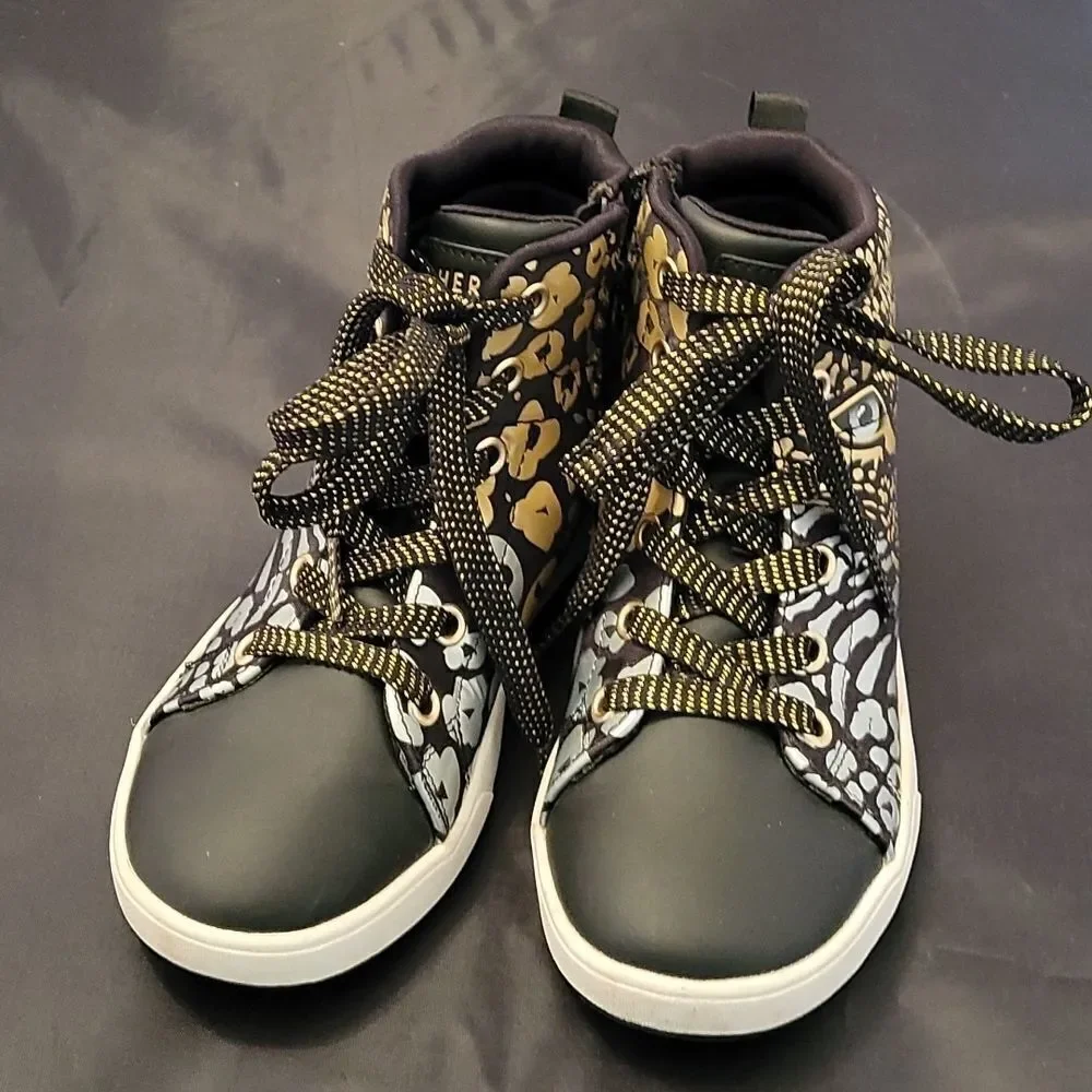Skechers black leopard