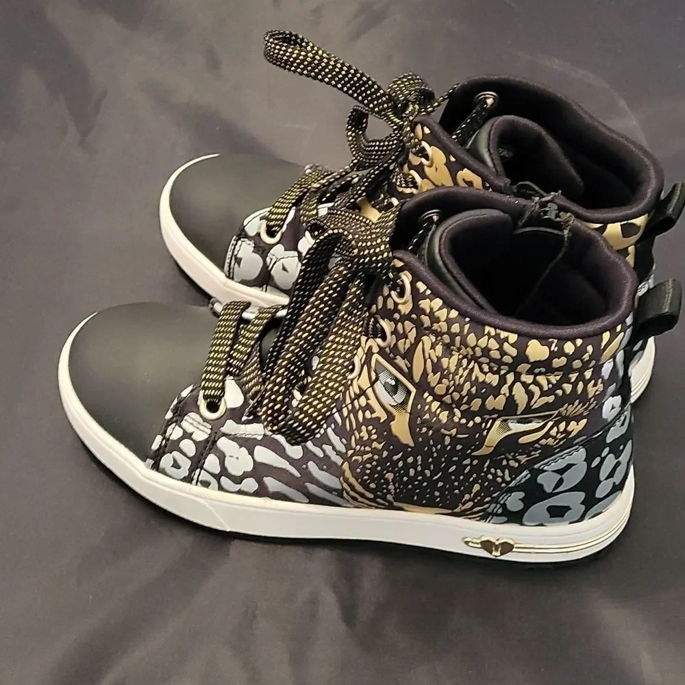 Skechers black leopard