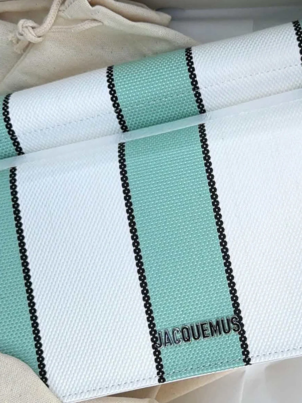 Jacquemus compact striped