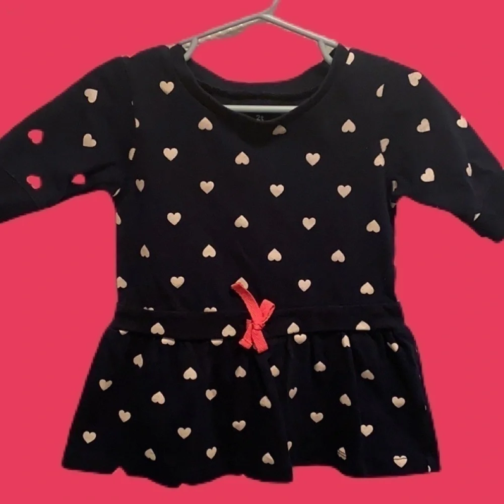 - Carters Pokadot Dress w/ pink bow 2T