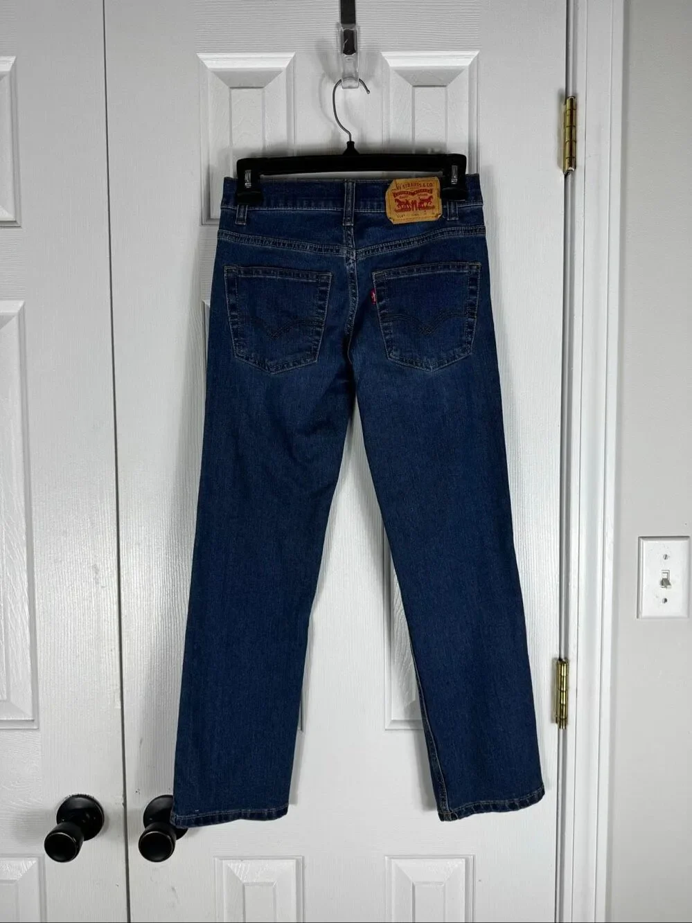 Levis ask secondary