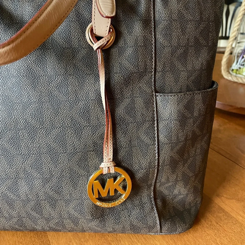 Michael Kors awesome mk