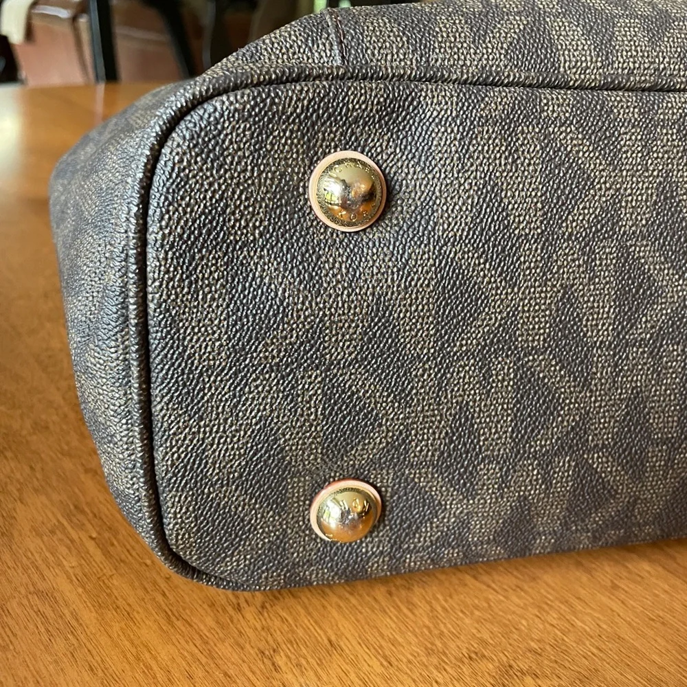 Michael Kors awesome mk