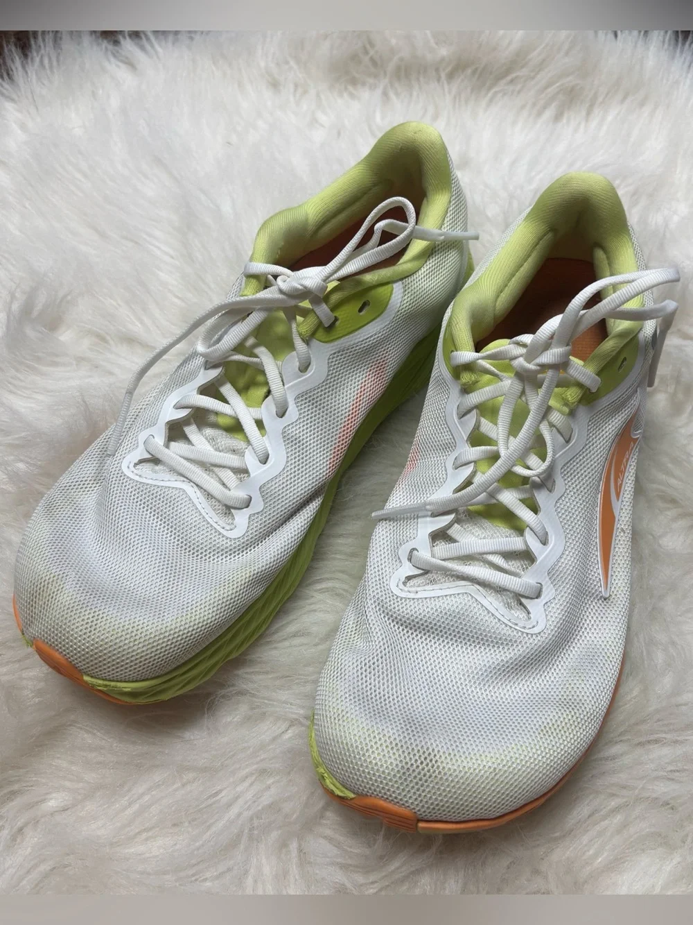 Altra athletic shoe