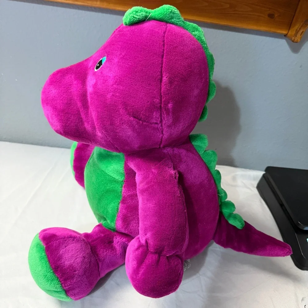 CHRISHA Playful Plush tail this