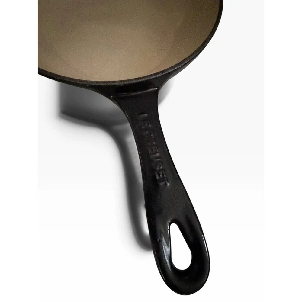 Le Creuset photos chips cream