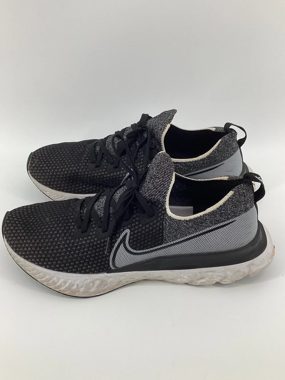 Nike breathable knit