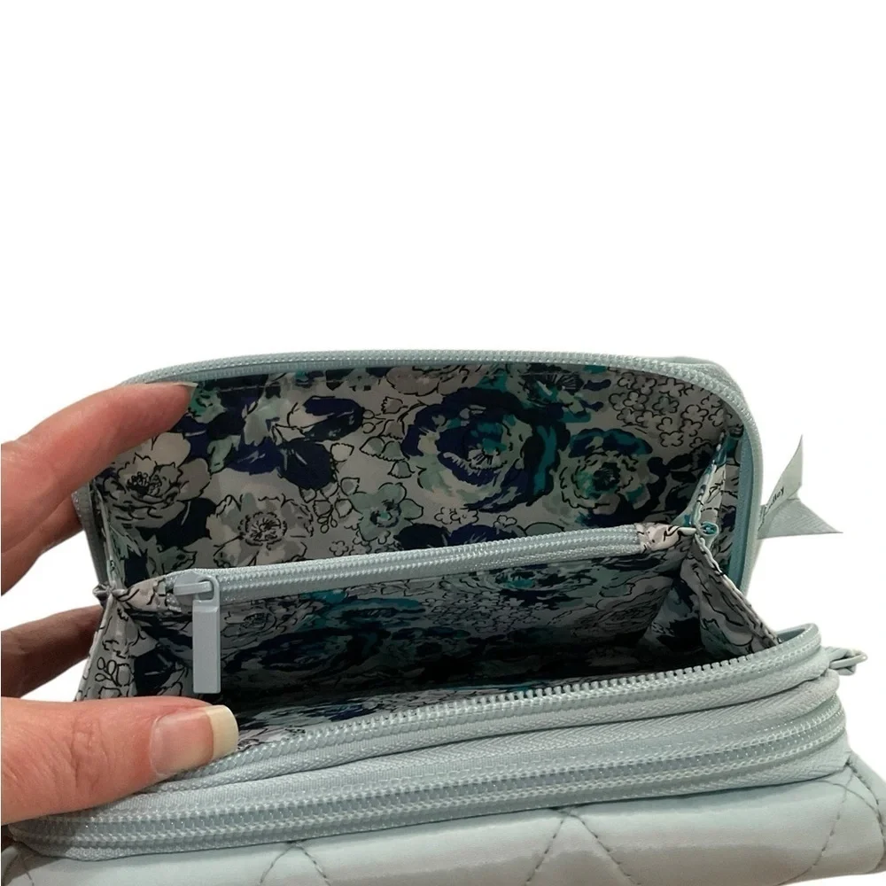 Vera Bradley elegant vera