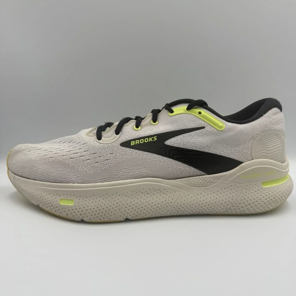 Brooks ghost max