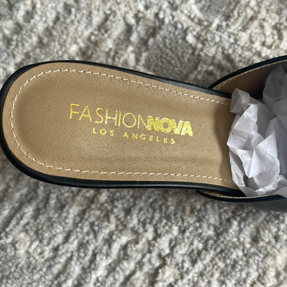 Fashion Nova brand new