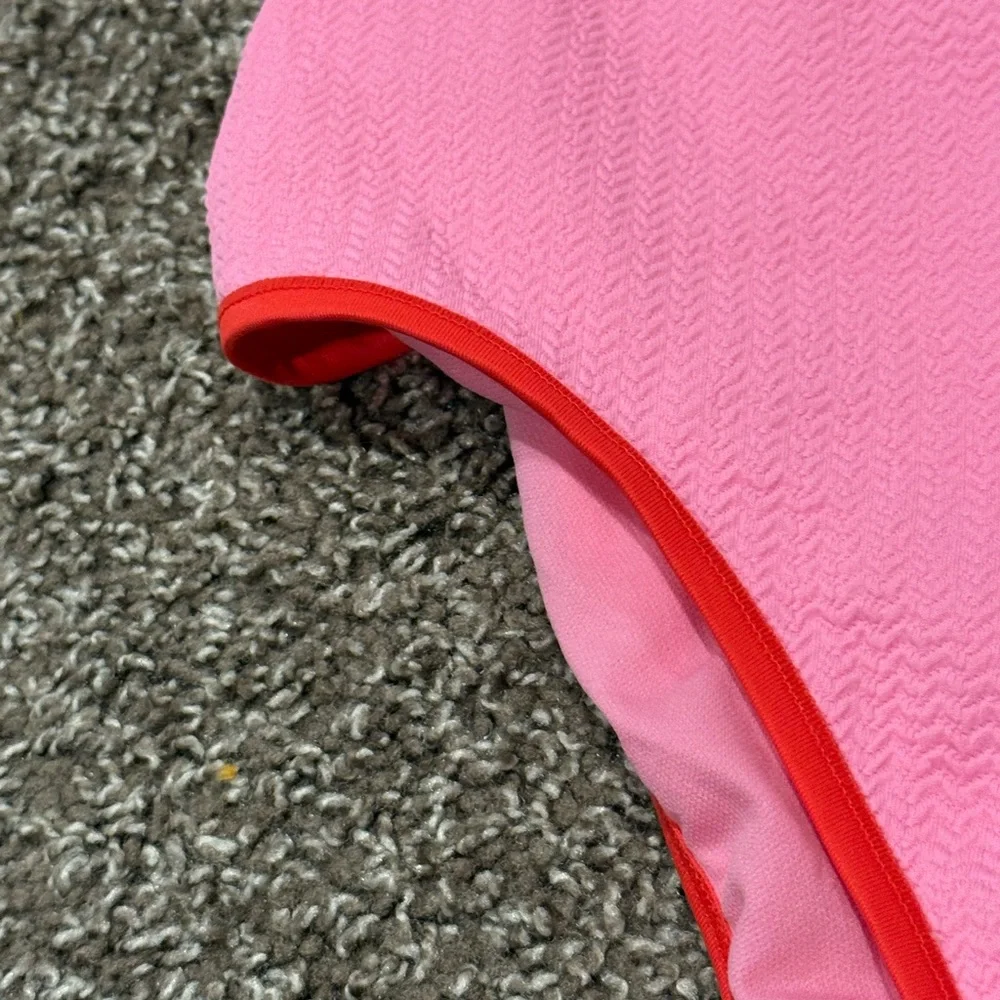 Target bright pink