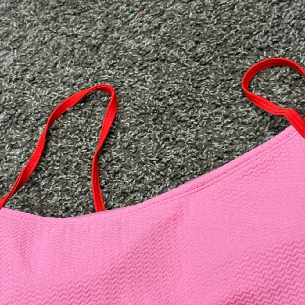Target bright pink
