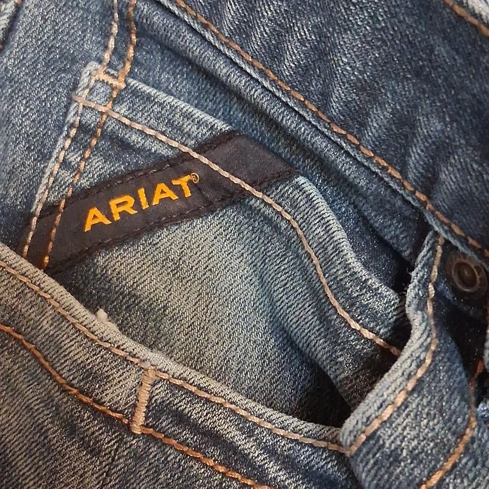 Ariat rebar low