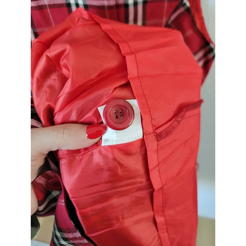 Penjuin red black