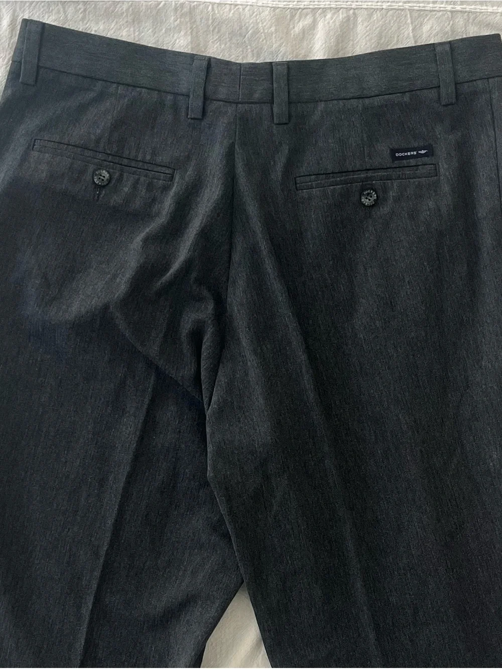 Dockers mens pleated
