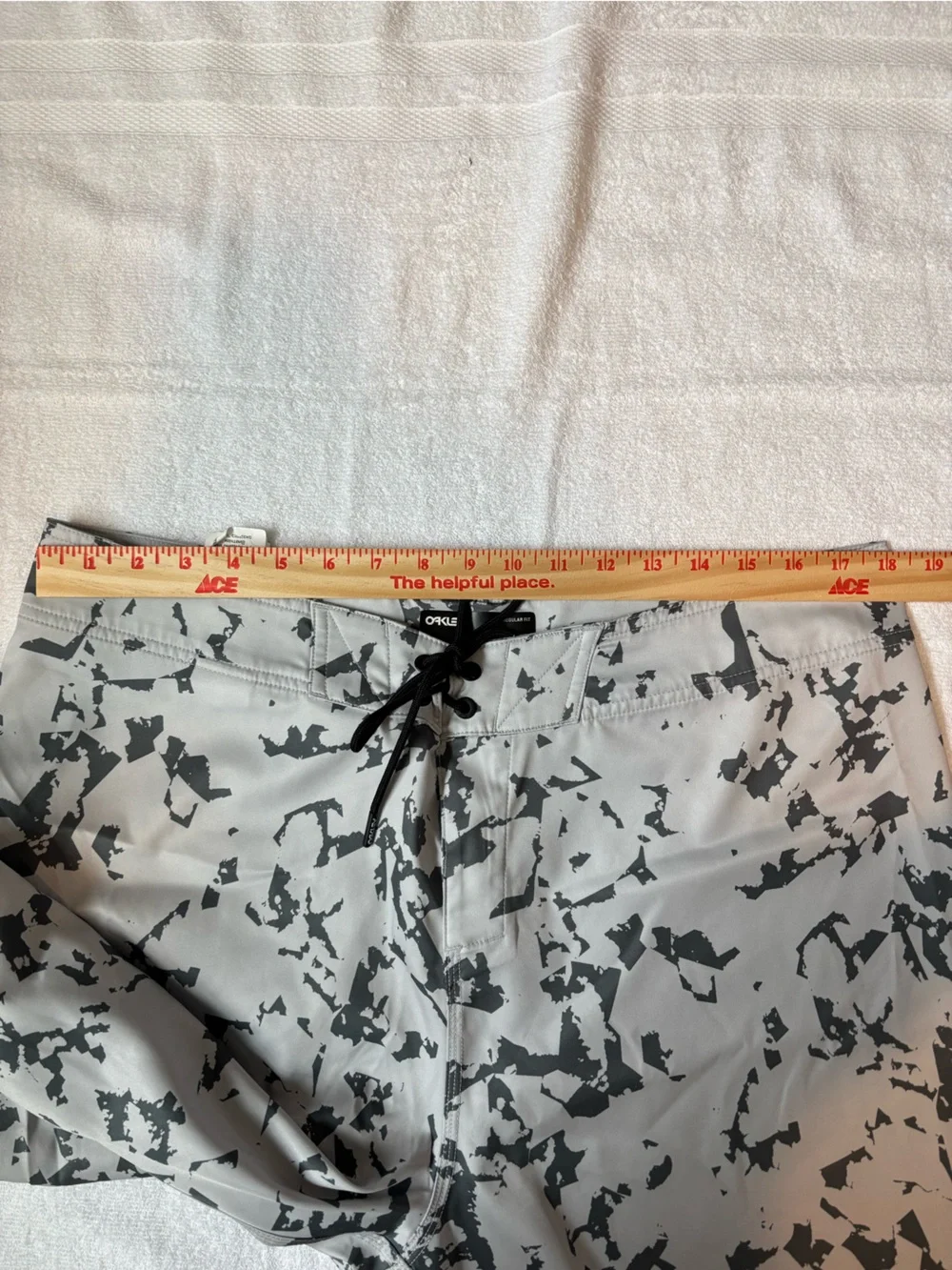 Oakley men’s swim