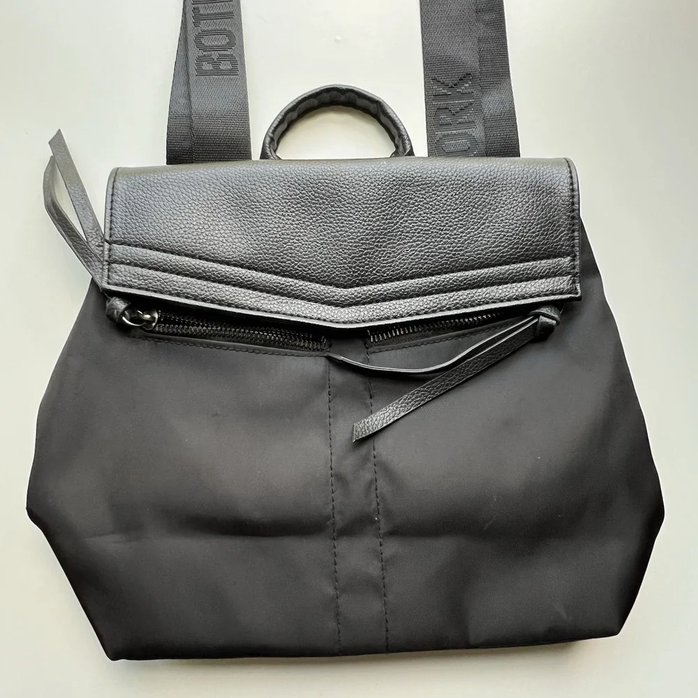 Botkier New York‎ Trigger Black Backpack Women Adjustable Straps Bag